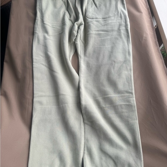 Fear of God Essentials Sage Green Sweatpants - Picture 5 of 6